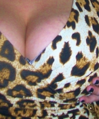 Маленькая и возбуждающая, позволь мне позаботиться о твоих желаниях. Отдохни от повседневности и погрузись в мир страсти, который я создам для тебя. Доступна круглосуточно! 999, 40 лет